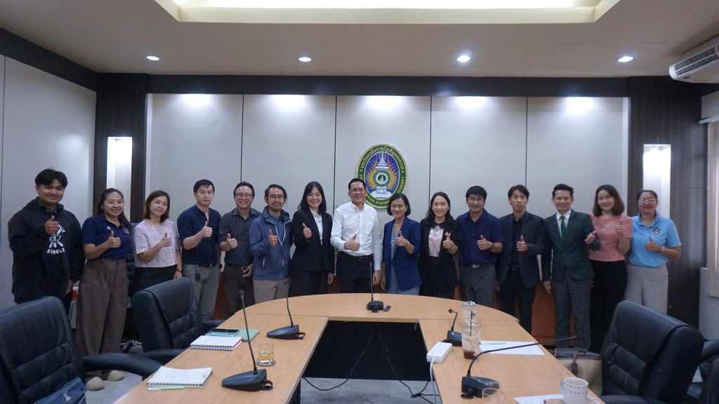 ประชุมคณะกรรมการฝ่ายประชาสัมพันธ์ สื่อสาร และโสตทัศนูปกรณ์ เตรียมความพร้อมงานพิธีรับพระราชทานปริญญาบัตร ประจำปี2568